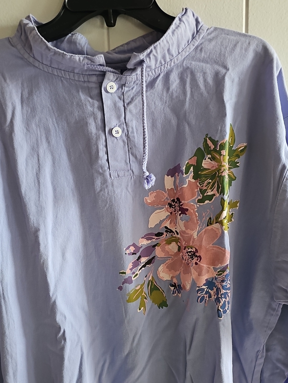 Splash Of Floral Print Shirt with Button Placket Size Large